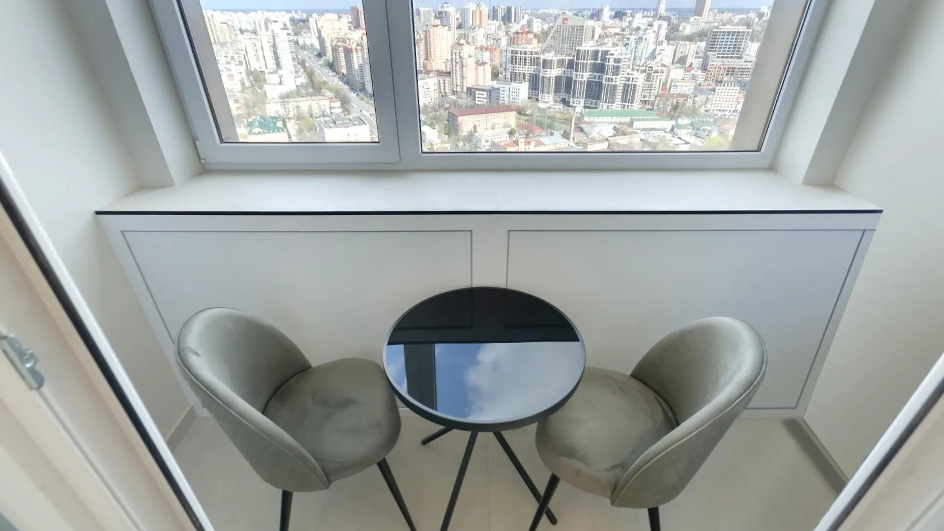 Petrovdom Apartments 34-433 In Rc Manhattan City,Beresteiskyi 11 Киев 0*,  Украина
