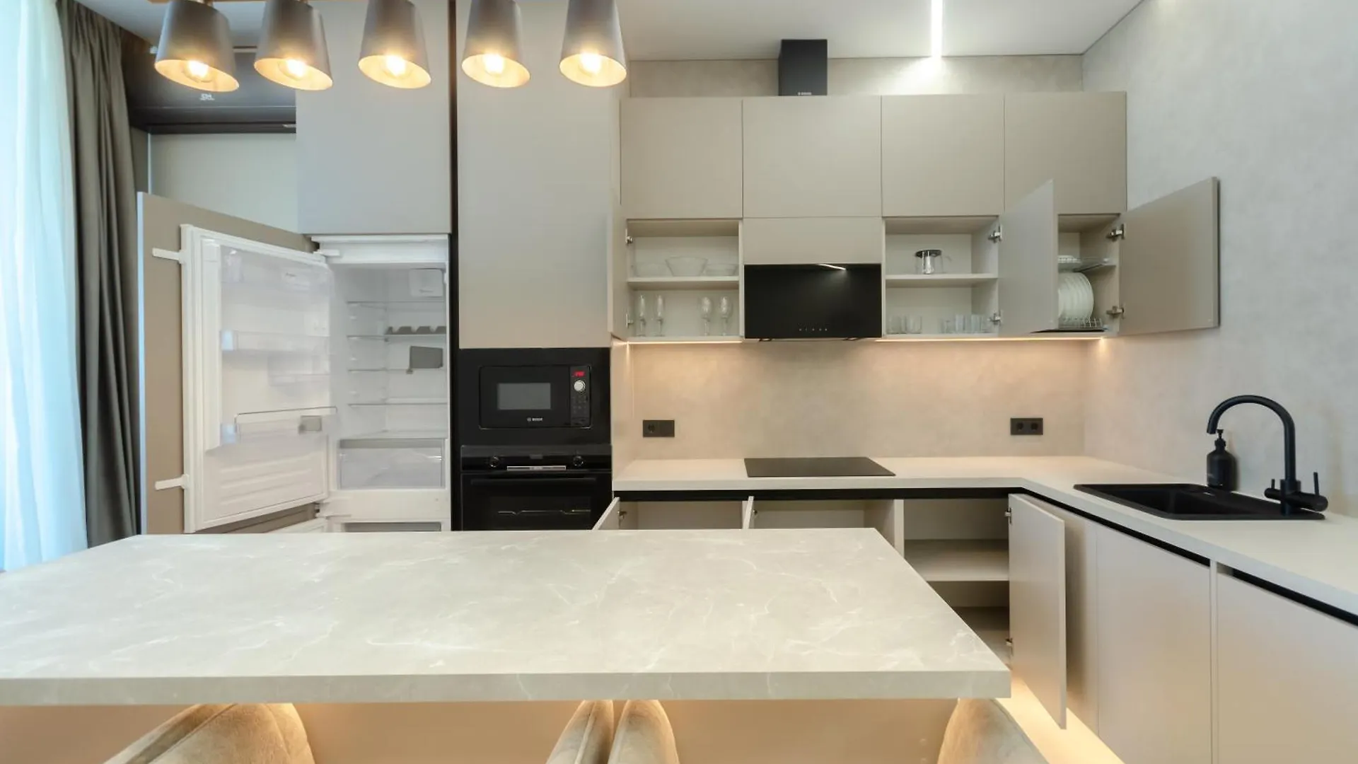 Petrovdom Apartments 34-433 In Rc Manhattan City,Beresteiskyi 11 Киев