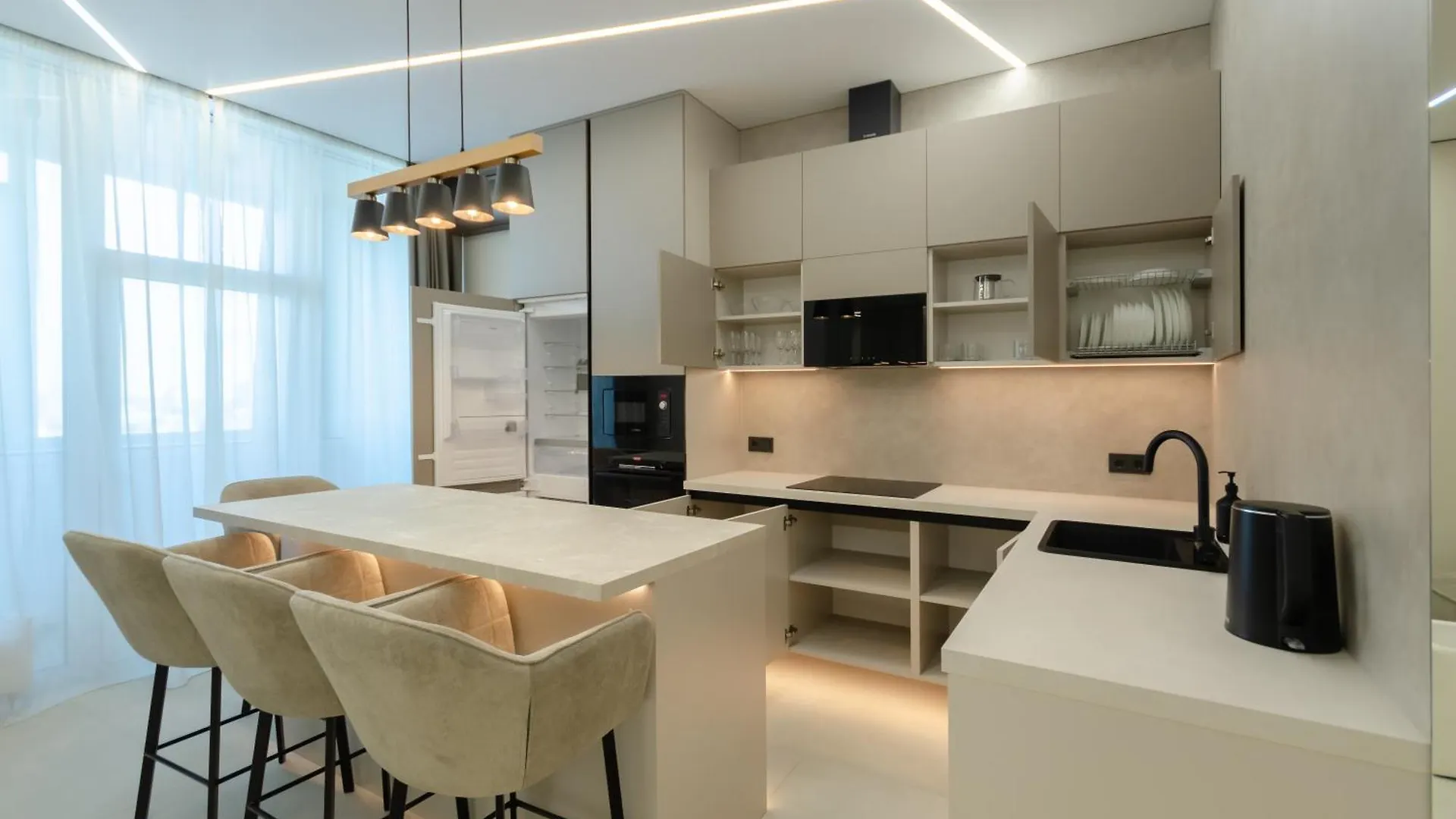 Petrovdom Apartments 34-433 In Rc Manhattan City,Beresteiskyi 11 Киев